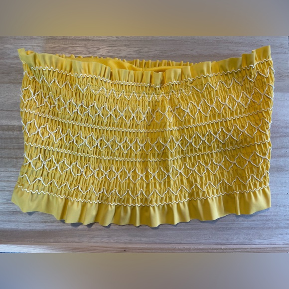 WOMENS YELLOW SWIM TOP - Picture 3 of 6